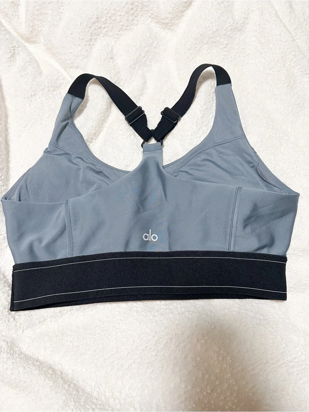 ALO Yoga Airlift Suit Up Bra in Dusty Blue (Size: Large)